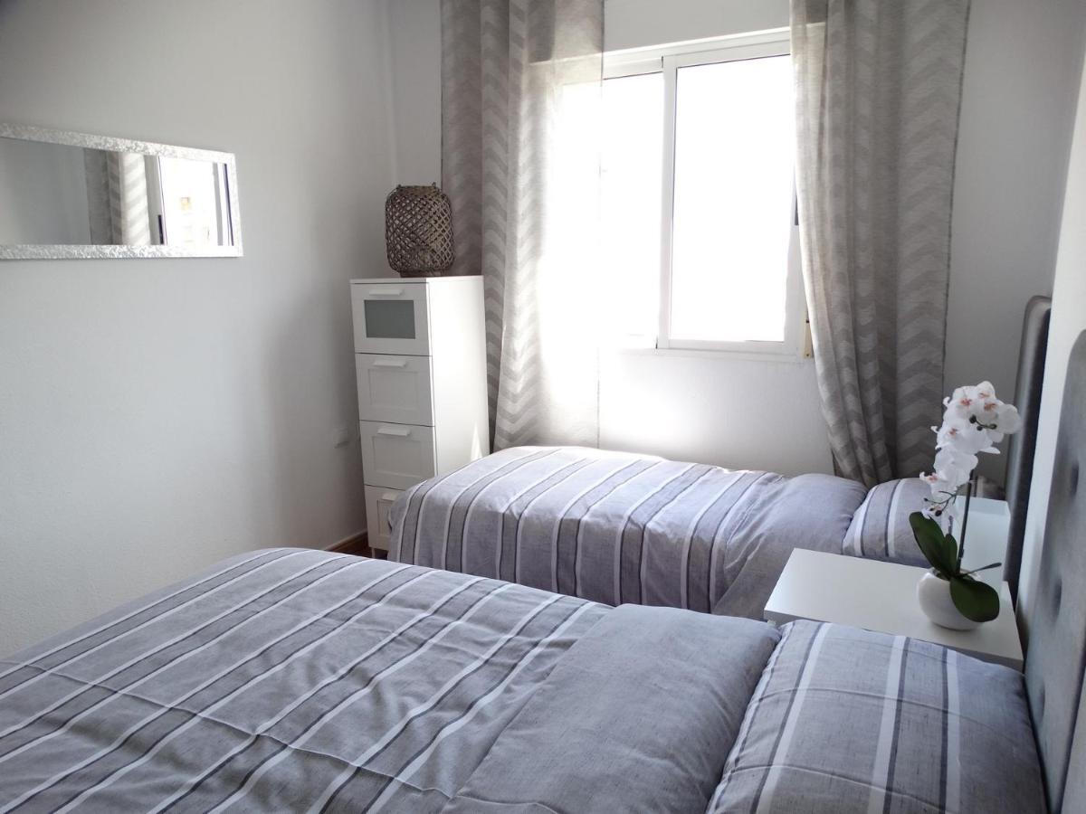 Apartamento Adrianna, Tomillo, 또레비에하 외부 사진