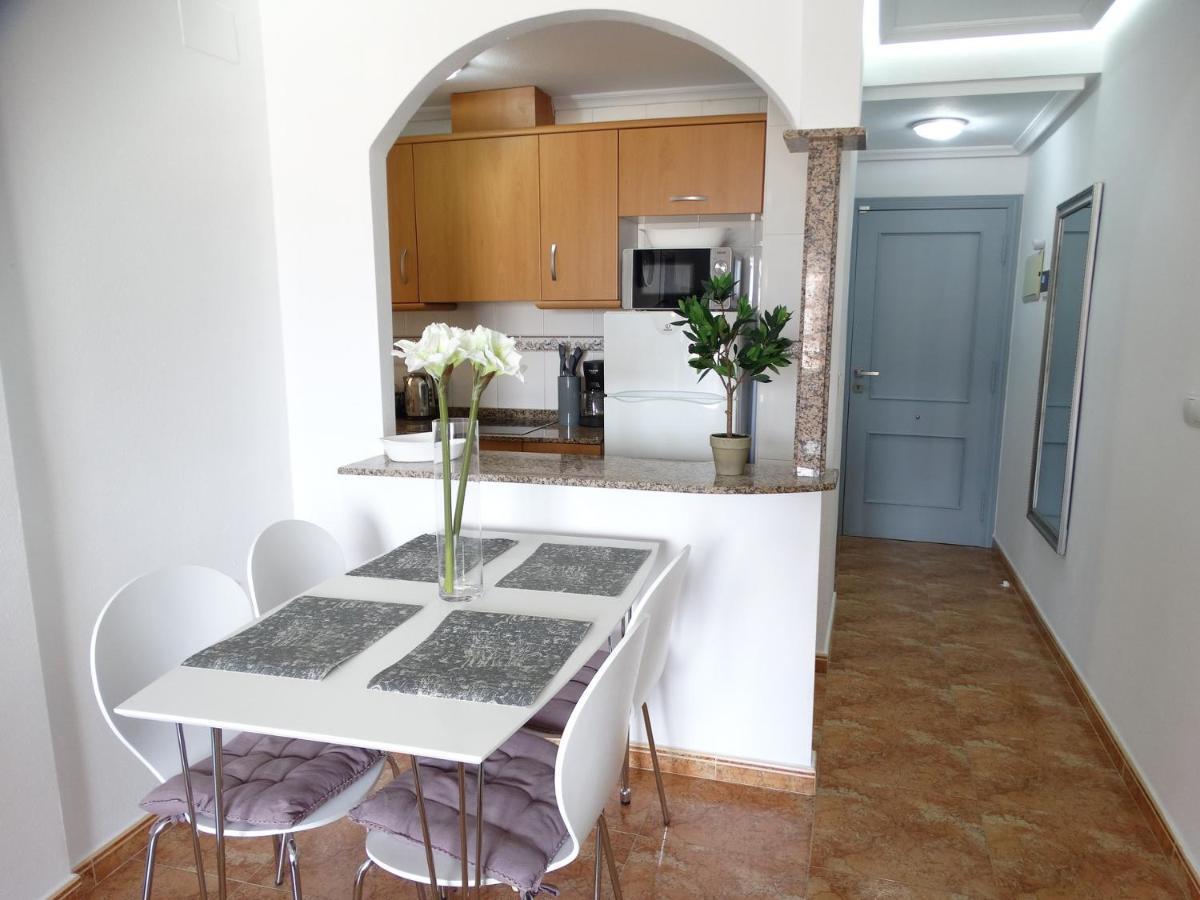 Apartamento Adrianna, Tomillo, 또레비에하 외부 사진